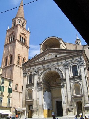 アルベルティの作品のひとつ マントヴァのサンタンドレア教会 (http://ja.wikipedia.orgより)